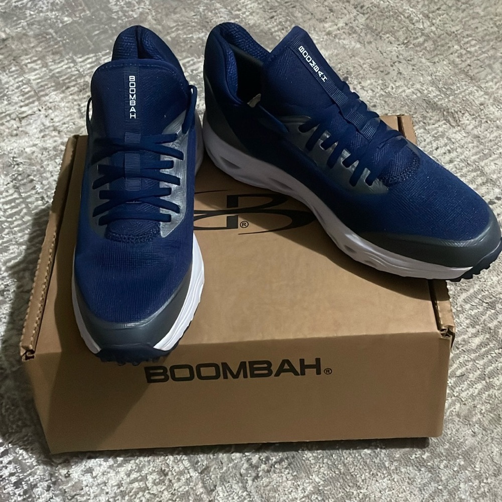 New Boombah navy/charcoal/white Raptor turf athletic shoes. Sz Men’s 10 1/2